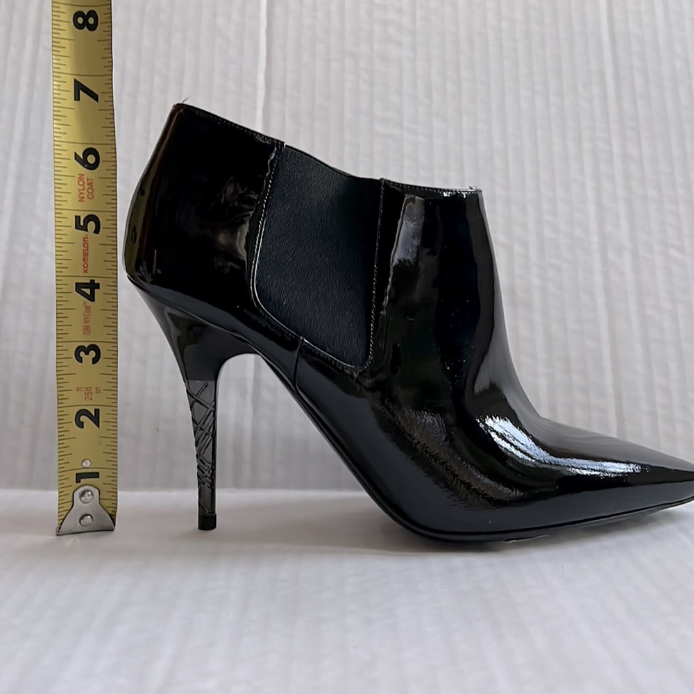 New Burberry Black Patent Leather Women size 39 US 8.5 - Picture 8 of 8